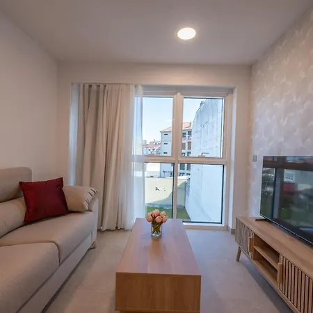 Nuba Turisticos アパート モンフォルテ・デ・レモス