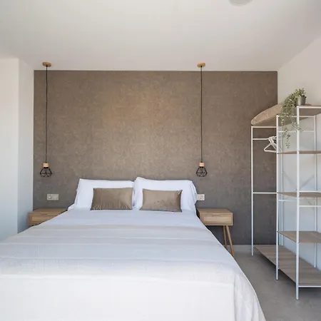 Nuba Turisticos * モンフォルテ・デ・レモス